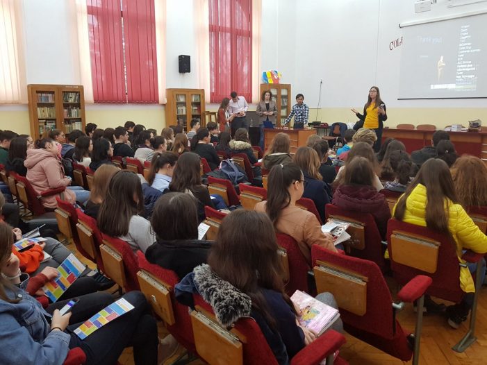 Peste 900 de elevi din regiune au interacționat cu angajatorii din Iași, în cadrul Caravanei UAIC