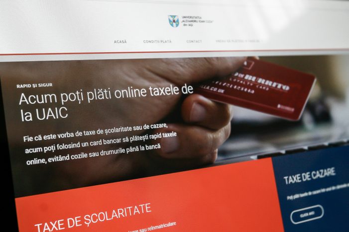 Studenții UAIC își pot achita taxele online